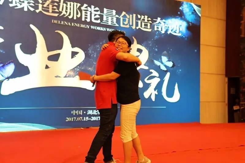 https://mmbiz.qlogo.cn/mmbiz_jpg/jQZOOvztJDQG4aT6v6fXQMGuiayMEAXG7j0ecHxSzuwM9Via6bWtu1ZEqFFzSlAjbh81wqW3dOZqe1DDNrSOk7uA/0?wx_fmt=jpeg